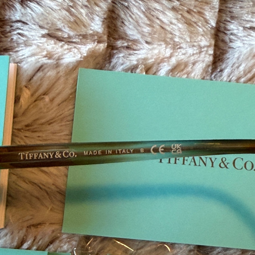 Tiffany & Co. TF2097 Cat Eye Eyeglasses Frames – Full Set - Picture 4 of 14
